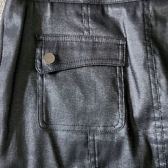 Bebe Black Shiny Metallic Pencil Skirt - Size 6 - Picture 7 of 16